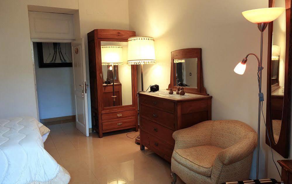 Hotel Roma スカンノ エクステリア 写真